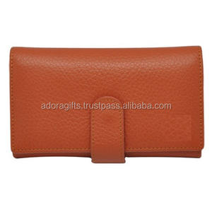 Sac à main pour femme de couleur marron clair avec fermeture à boucle fabricants - Product Image 1