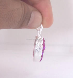 Colgante de lujo hecho a mano con una sola fianza, piedra preciosa Druzy Rosa Natural, forma ovalada, plata esterlina, latón, Plata galvanizada chapada - Product Image 3