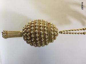 H4186 Pochette de soirée pour dames en métal fait à la main, sac à main perlé en pierre dorée et argentée Capacité de 1-1.9L - Product Image 2