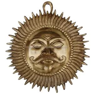 Aakrati -Sun Face Messing Skulptur Dekor