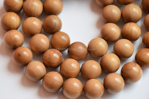 Perles de bois de santal écologiques de qualité supérieure avec parfum boisé doux de haute qualité 50 + ans pour bijoux Mala Japa - Product Image 5