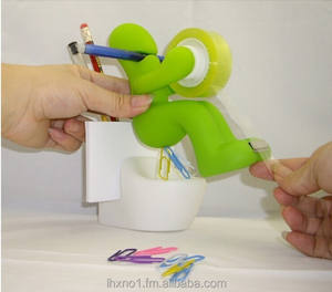 2015 divertido baño de diseño niño dispensador de cinta de sostenedor de la pluma con el titular de la tarjeta/interesante gadget para la oficina en casa/regalo del festival - Product Image 2