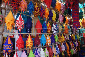 Sombrillas de Tela CHIRAGINC LS-01 al por Mayor, Estampados Surtidos, para Bodas, Decoración de Eventos Navideños, Bodas y Otros - Product Image 1