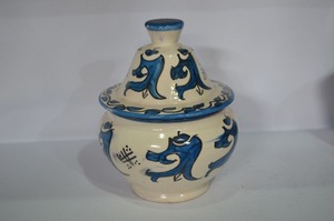 Boîte à bonbons marocaine décorée de dessin à la main, inspiré de la vaisselle marocaine en céramique faite à la main, boîte à sucre de conception de décoration - Product Image 2
