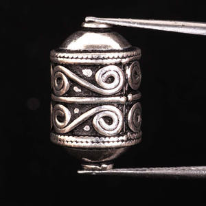 Perles solides en forme de tambour en argent sterling massif 925 pour la fabrication de bijoux de bricolage au prix de gros vente en vrac - Product Image 1