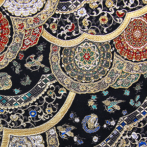 ผ้ากิโมโนญี่ปุ่นลายโบรเคดสีทอง งานแฮนด์เมด สวยงาม เหมาะสำหรับงานฝีมือ ชุดเดรส กระเป๋า และอื่นๆ มีจำหน่ายในจำนวนน้อย - Product Image 1