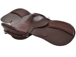 Selle en cuir tout usage GP sans arbre de dressage anglais noir/marron pour cheval - Product Image 3