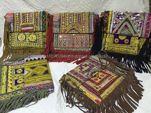 Banjara Traditionnel Artisanat Indien Broderie à Franges En Cuir Pochette - Product Image 2