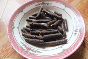Gâteau aux graines de sésame riche en protéines CTC pour chevaux, bovins et poulets, emballage PP de 70 kg, qualité supérieure - Product Image 4