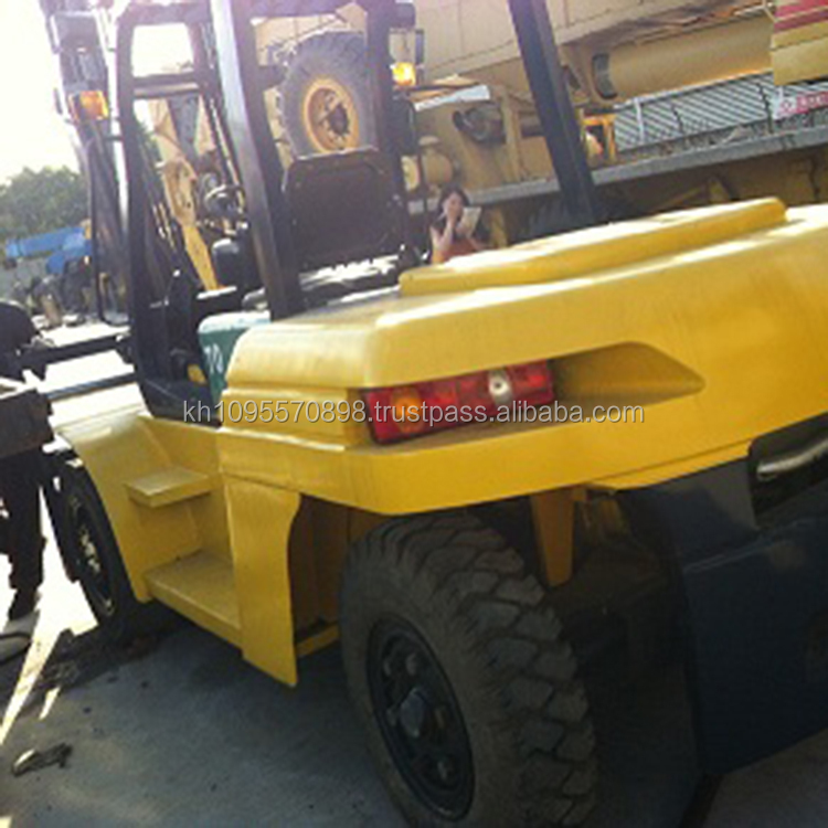 Komatsu, Япония, FD70 вилочный погрузчик, 7 тонн, torklift для продажи