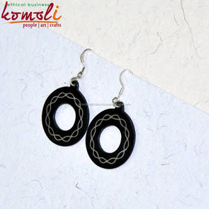 Pendientes de plata de diseño con grabado negro, joyería hecha a mano, indio, geométrico - Product Image 4