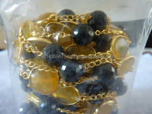 Collier de perles en pierre d'onyx noir de haute qualité avec connecteur jaune prix de gros chaîne en vrac - Product Image 2