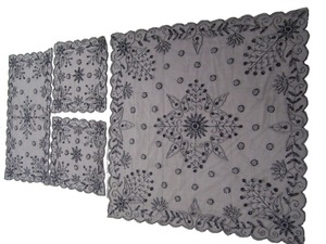 Decorative Handicraft Net Embroidery <b>Table</b> <b>Cover</b> - Product Image 2