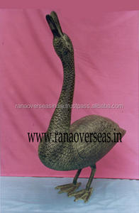 Escultura decorativa de pato hecha de aluminio para Hotel, restaurante, hogar, mesa de oficina - Product Image 4