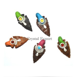 Colgante de Puntas de Flecha Tibetanas Curativas Hechas a Mano, 50-60 mm, Piedra Preciosa Natural, Origen IN, Venta al por Mayor - Product Image 1