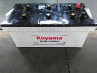 Batterie de voiture à acide inondée 8D-12V200Ah Batteries de voiture sèches chargées