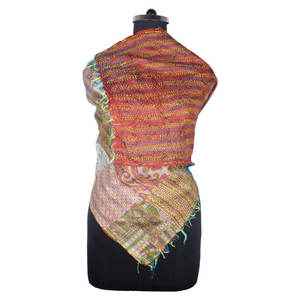 Kantha-Écharpe de Travail en Soie, Style Vintage, Fait Main, Design Tendance pour Fille SC1443, Cousue à la Main - Product Image 1
