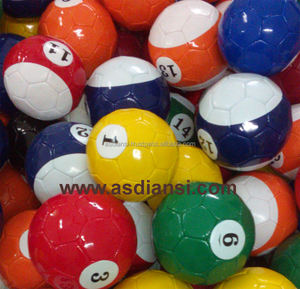 Ballons de football d'entraînement de piscine imprimés de logo de haute performance en cuir PU avec vessie en latex de PVC ballons de football populaires - Product Image 5