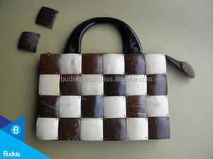 Handmade Coconut Shell Wallet for <b>Weddings</b> Custom Name Carving Party <b>Souvenir</b> Item - Product Image 6