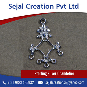 Nouvel arrivage de boucles d'oreilles fantaisie de lustre en argent 925 du plus grand fabricant - Product Image 1