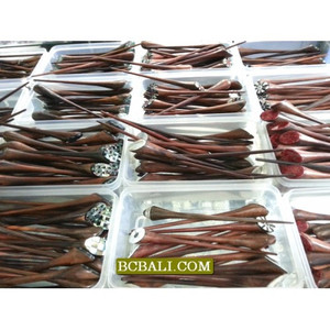 Balinais ethnique en bois bâton de cheveux accessoires à la main livraison gratuite - Product Image 2