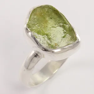 도매 Peridot 거친 돌 반지 수공예 선물