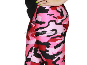 camo design gym wear leggings for ladies - Product Image 4
