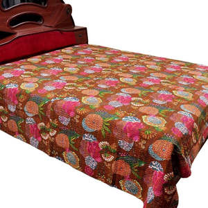 Tropicana Kantha Jeté Indien Nouveau Fruit Imprimer Kantha Couvre-lit - Product Image 1