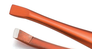 Pinzas para Cejas NGHIA T-01 de Acero Inoxidable Plateado de Alta Calidad, Set de Manicura y Pedicura, 95.5mm de Longitud, Diseño Colorido, Hecho en Vietnam - Product Image 4