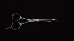 Ciseaux de coiffure professionnels GS3574699 ciseaux de coiffeur avec lame et poignée en acier inoxydable pour la coupe de cheveux - Product Image 2