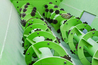 Nouvelle machine agricole Sayginlar, wagon mélangeur d'aliments pour bovins de 8m3, moulin à vis sans fin horizontal électrique, engrenage central, haute productivité