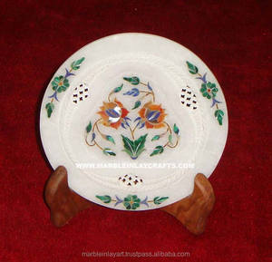 Plaque d'incrustation en marbre sculpté - Product Image 1