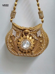 VE33 Women's <b>Ornamented</b> Metal Evening Bag Exclusive Bridal Marriage Purse for Special Events Handcrafted in India - Product Image 2