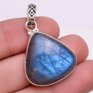 Bijoux fins en argent massif 925 pendentif en pierres précieuses de Labradorite naturelle avec pendentifs à breloque chic de style antique du fournisseur de confiance - Product Image 1