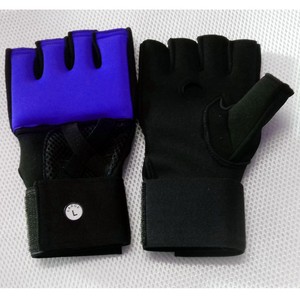 Bandages de boxe personnalisés avec logo et couleur, mitaines en gel MMA avec tissu élastique pour l'entraînement - Product Image 1