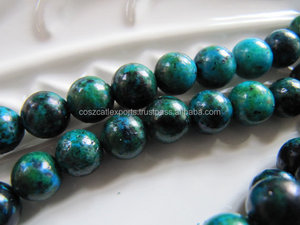 Cuentas de crisocola en verde oscuro y verde azulado, hilo teñido de 8 mm - Product Image 2