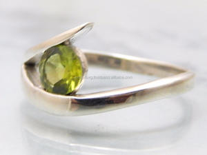 Bague de mariage en argent sterling 925 de haute qualité avec pierre précieuse en quartz émeraude classique pour femmes - Product Image 4