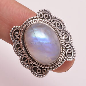 แหวนพลอยมูนสโตนสีรุ้งแบบคลาสสิกของอินเดียสำหรับงานแต่งงานแหวน925สีฟ้า - Product Image 1