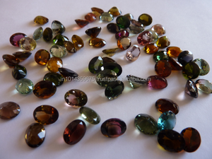 
 
 
 Coszcalt Exports TOU004 Pierres précieuses en tourmaline naturelle multicolores, formes assorties, coupe de précision, cristaux clairs pour la vente en gros - Product Image 4