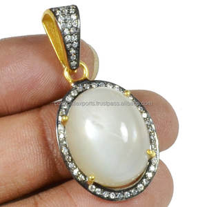 925จี้พลอยสีเงินสเตอร์ลิงประดับพลอยมูนสโตนสีเทาประดับเพชร CZ ชุบทองเทคโนโลยีการตั้งค่าตัวเรือน - Product Image 1