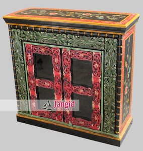 Armoire de rangement vintage en bois massif peinte à la main avec porte sculptée, meuble artisanal pour cuisine et salon - Product Image 3