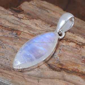 Naturale Arcobaleno Pietra di Luna Ciondolo In Argento 925 - Product Image 1