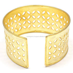 Handmade Vintage Fashion Cuff Bracelet Beautiful Small Matte Finish Adjustable Statement Piece for Comfort - Product Image 3