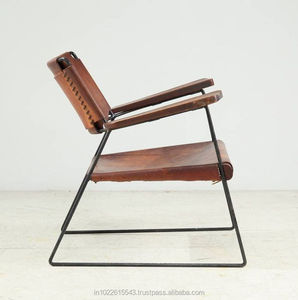 Chaise de relaxation industrielle en cuir Antique, fauteuil durable - Product Image 1