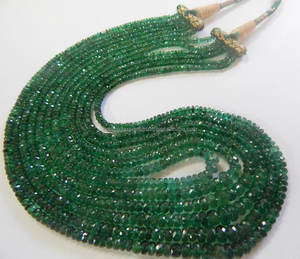 Collier de perles rondes en émeraude verte naturelle non traitée, réglable, certifié par une tierce partie - Product Image 1