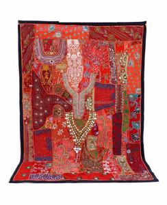 Tapiz Vintage Hecho a Mano con Patchwork - Tapiz Indio Vintage con Cuentas para Colgar en la Pared - Decoración Bohemia para el Hogar - Cortina - Product Image 1