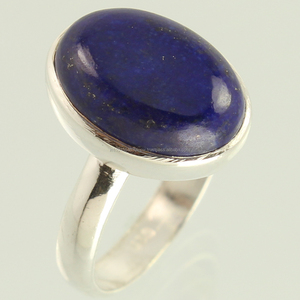 Anillo Ovalado Elegante de Plata de Ley 925 con Piedra Preciosa de Lapislázuli Azul Natural con Corte Oval y Engaste de Bisel - Product Image 1