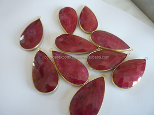 Pendentifs à breloque en pierre précieuse de rubis teints vintage pour les occasions de fête - Product Image 5