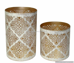 ชุดเชิงเทียนโลหะพิมพ์ด้วยผงเคลือบด้านนอกสีขาวมี2ขนาดที่แตกต่างกันออกแบบด้วยมือ - Product Image 1