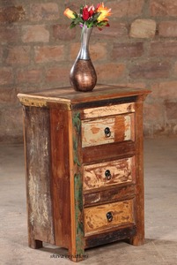 Mesita de Noche de Madera Reciclada con 3 Cajones, Hecha a Mano, Ecológica, Vintage, Multiusos para Dormitorio - Product Image 2